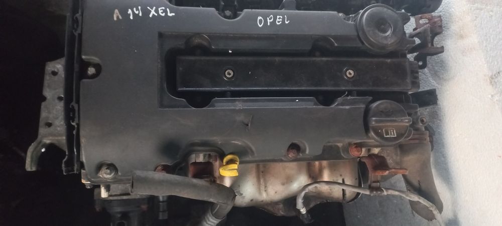 Двигун a 1.4 xel opel Astra j corsa e meriva agila опель коса астра