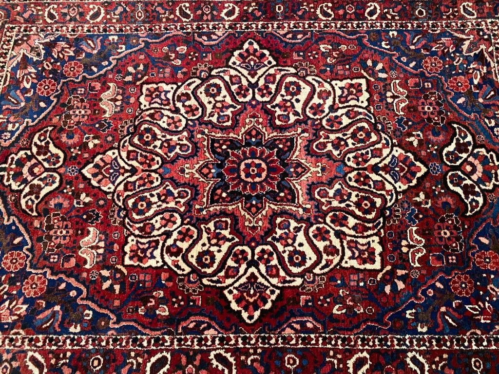 Bahtiar 270 # 167 Perski dywan ręcznie tkany z Iranu