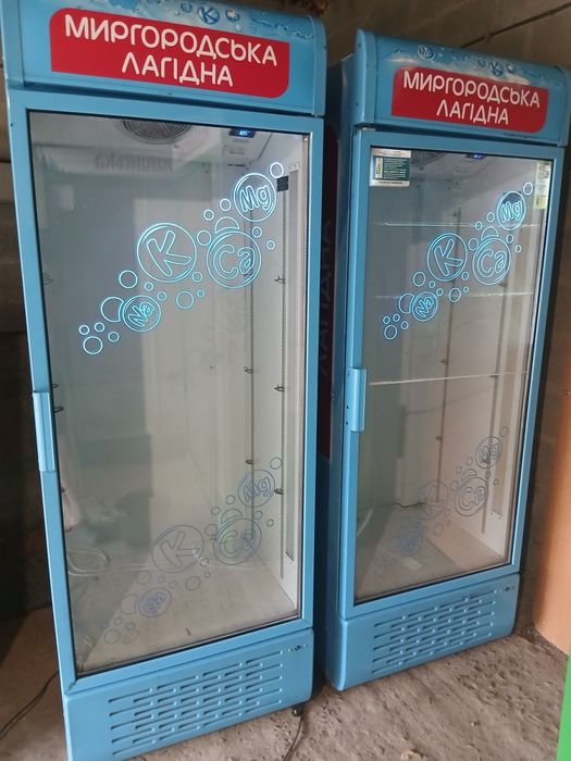 Холодильник вітрина,холодильна камера