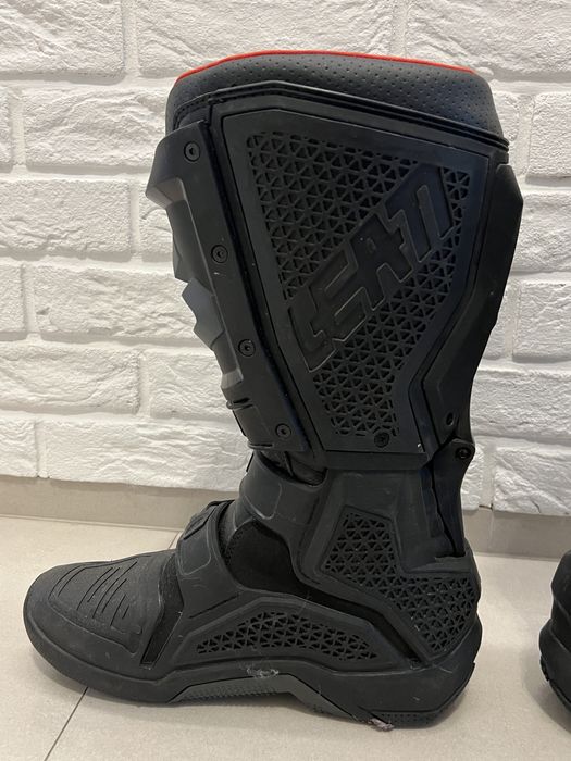 Buty LEATT 5.5 flexlock