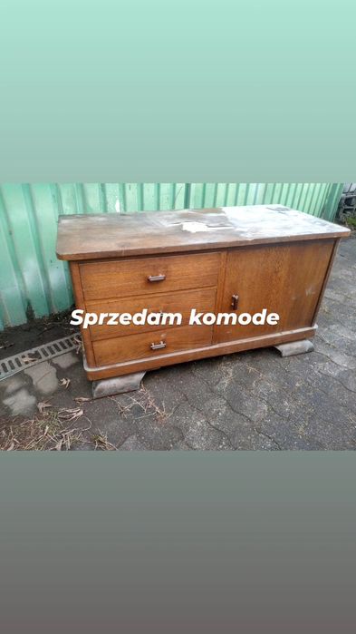 Sprzedam starą komode