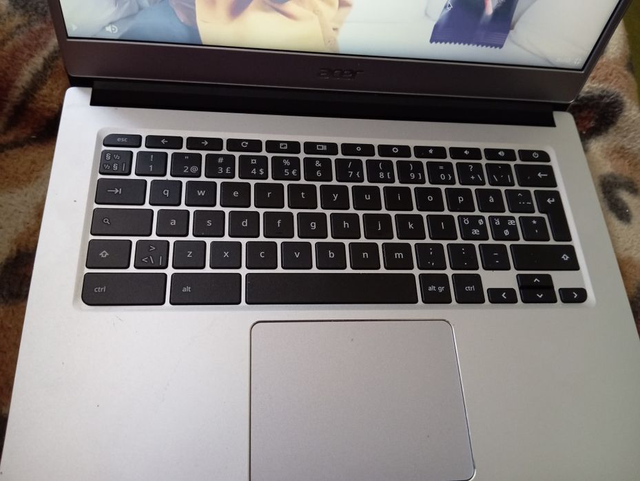 Chromebook bardzo zadbany rezerwacja 10.09