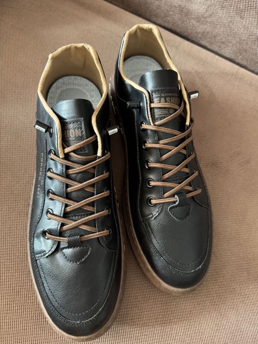 Чоловічі кеди/кросівки