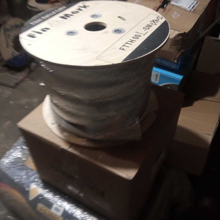 Кабель FTTH 001-SM-28ADSS