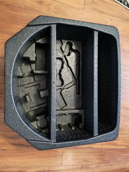 Organizer w miejsce koła zapasowego