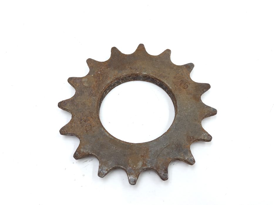 NOWA Zębatka tylna 16 zębów nakręcana Romet Universal Tyler PRL