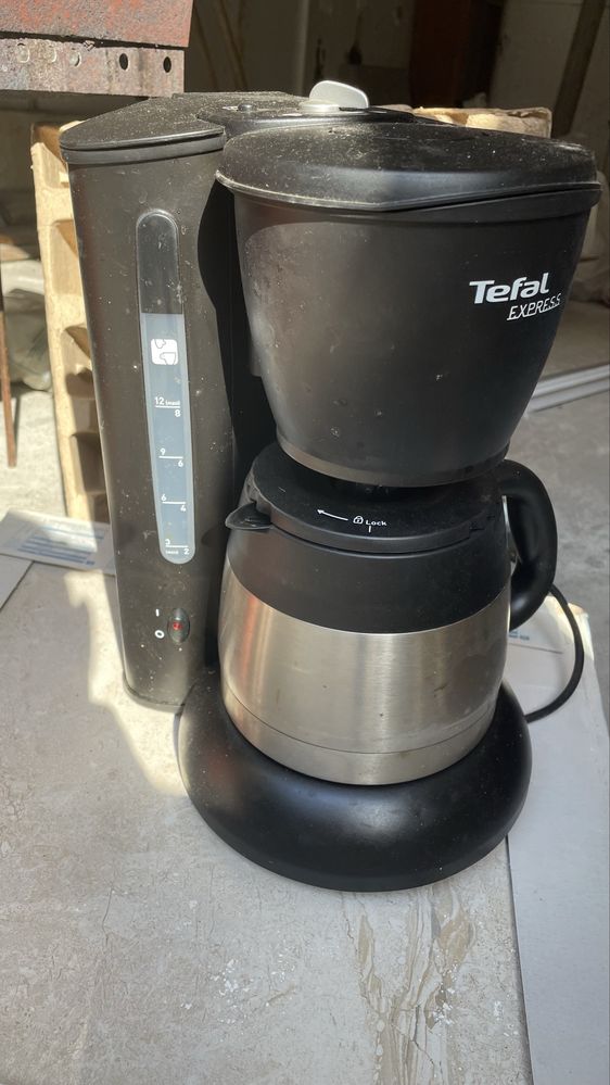Продам кофеварку Tefal