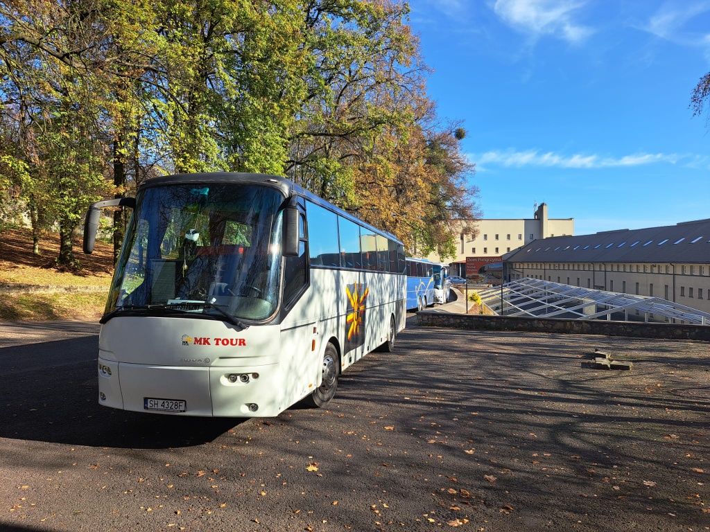 Wynajem busów i autokarów!! Konkurencyjne ceny!! Od 9 do 74 miejsc!!