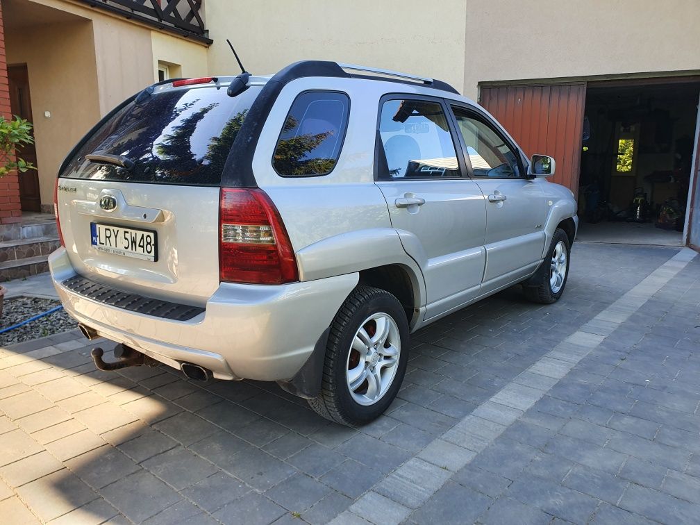 i Sportage 2005 рік 2.0дизель 4×4 для військових