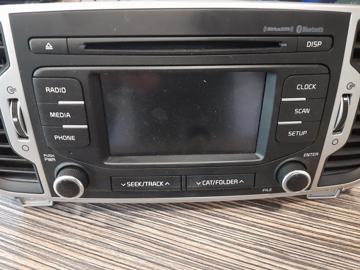 Кia штатная магнитола 96180D5100WK