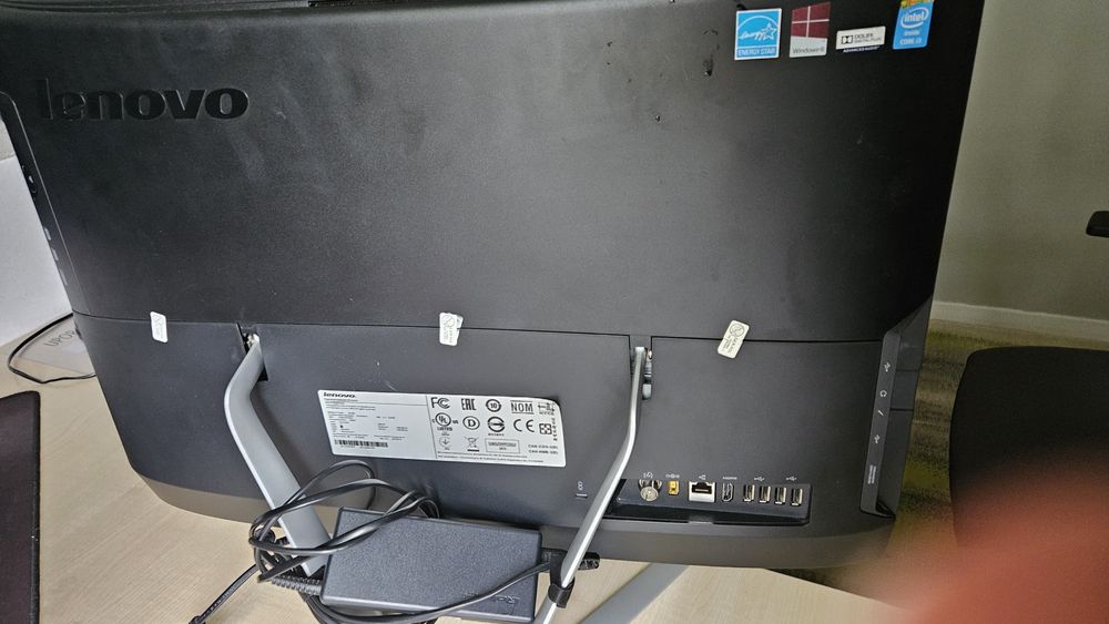 Lenovo all in one C560