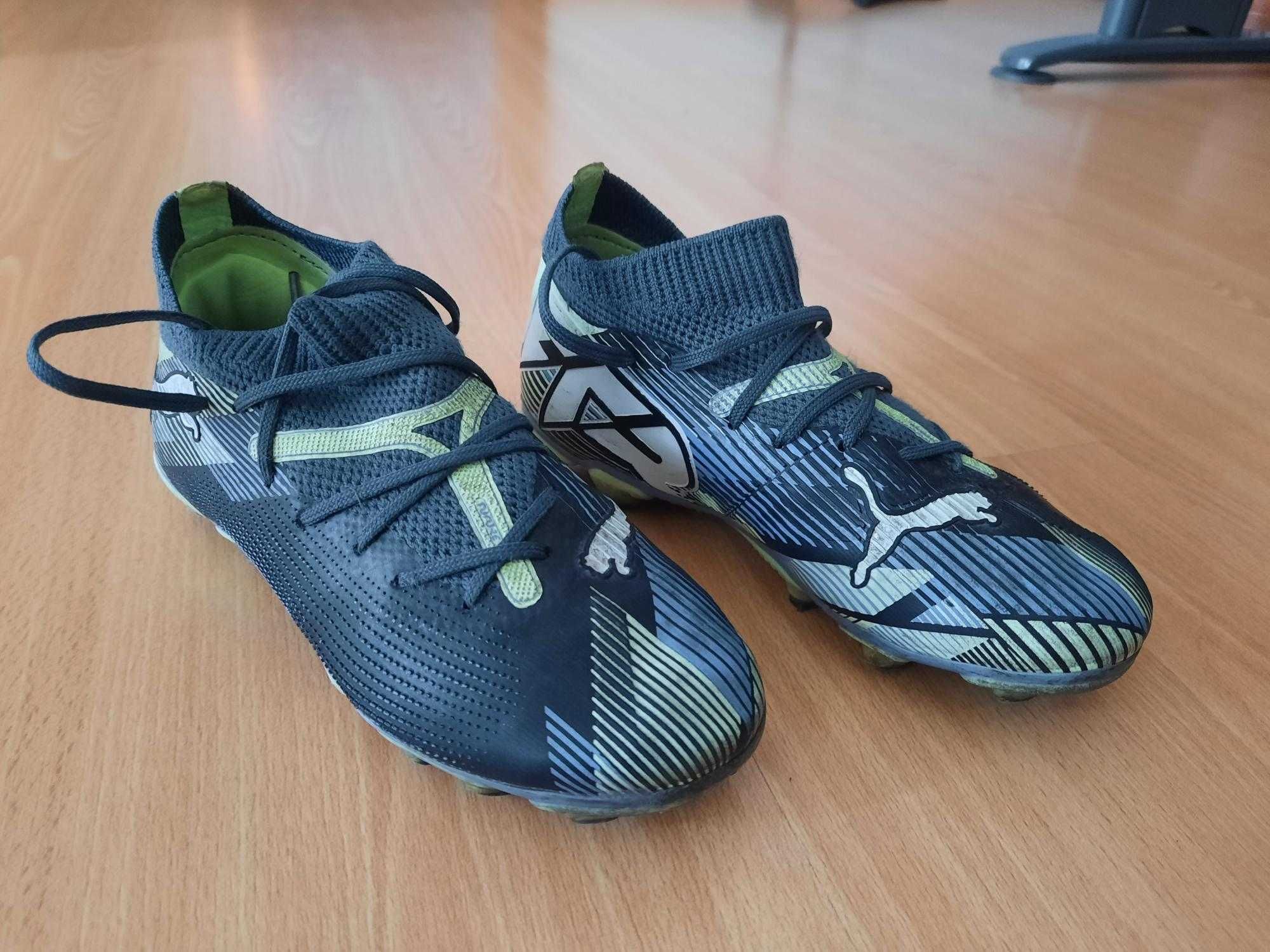 Chuteiras Puma tamanho 30