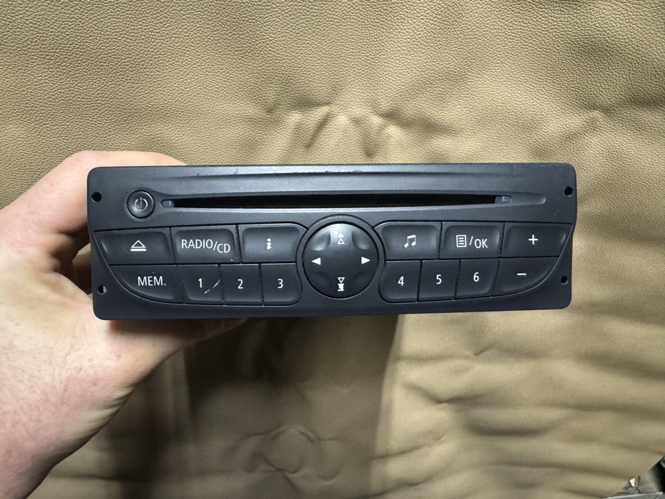 Автомагнітоли JVC, Pioneer, Alpine