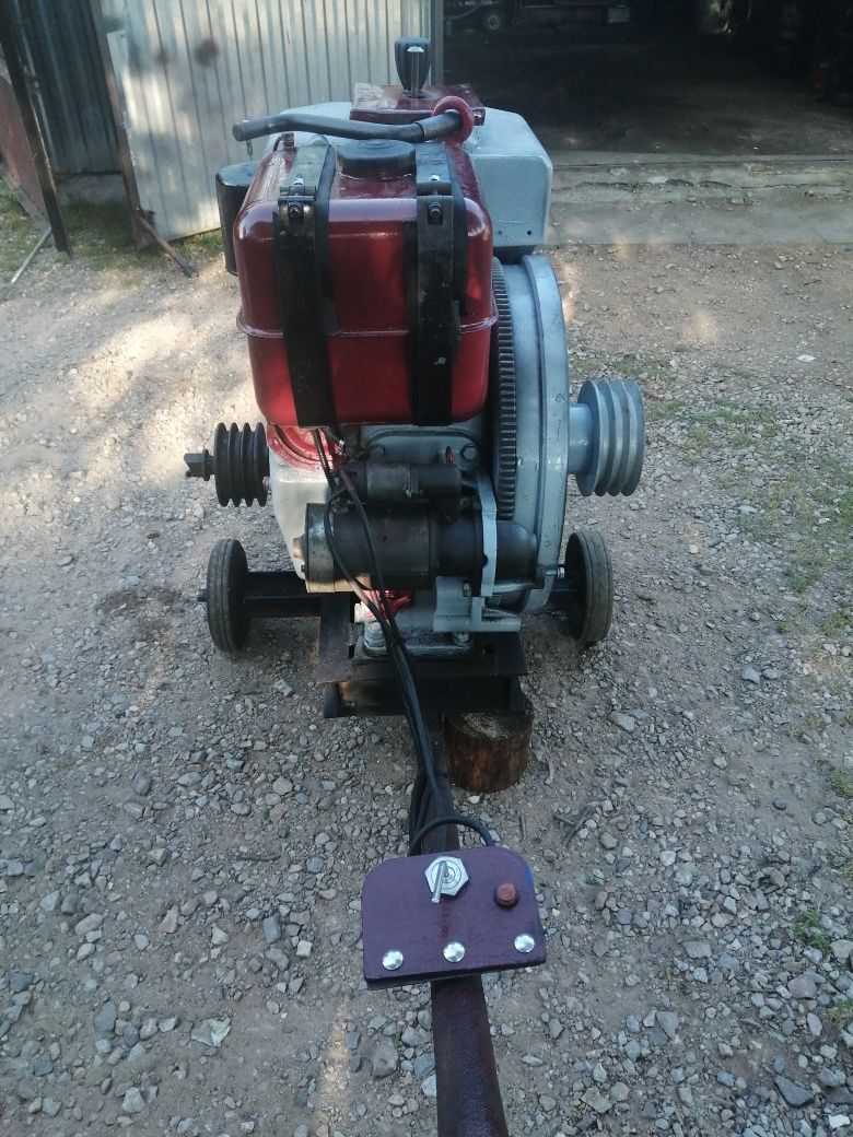 Silnik Es 15 1HC 102 z rozrusznikiem
