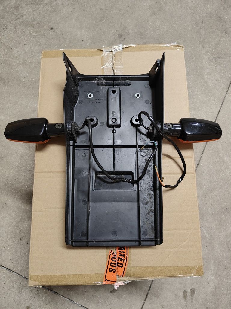 Peças originais Hornet 600 '98 - Escape, piscas, traseira e espelhos