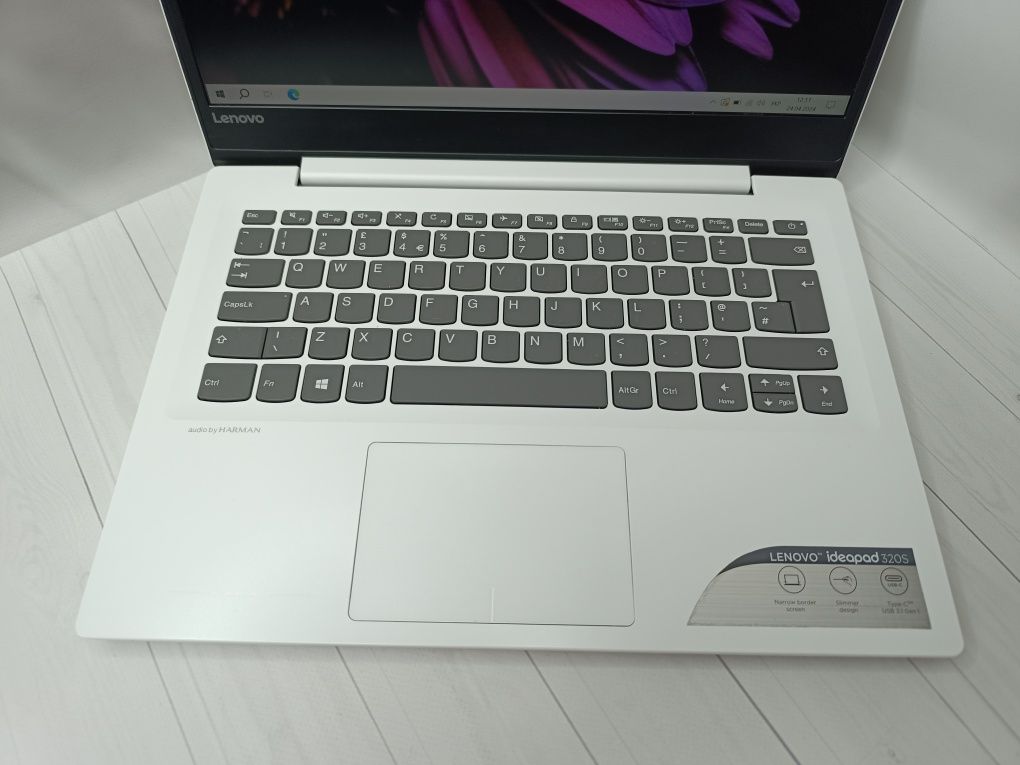 Ноутбук Lenovo IdeaPad 320S-14IKB/i3-7100U/8/256 GB/14 " Full HD