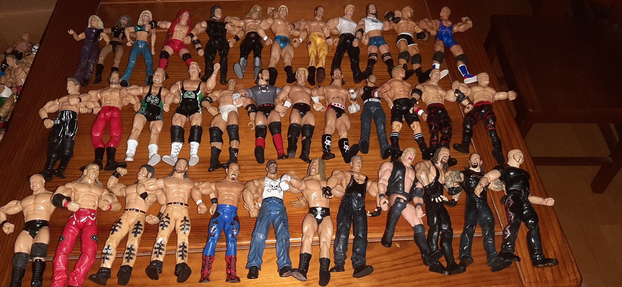 36 figuras/bonecos Wwe-wrestling