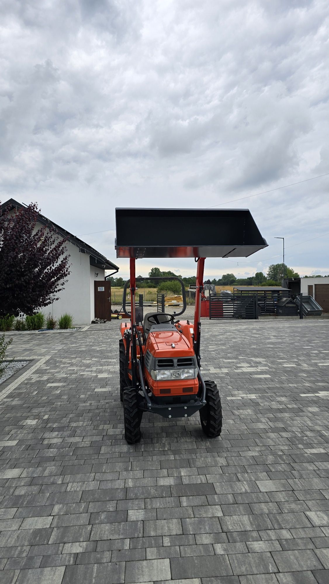 Japoński Traktorek Kubota 22KM 4x4 z Turem + Łycha