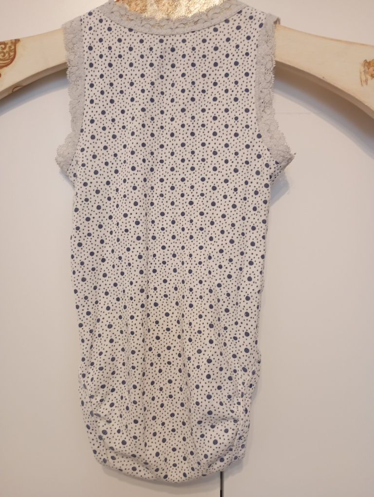 Body niemowlęce dla dziewczynki, rozmiar 68 cm(4-6 miesięcy).