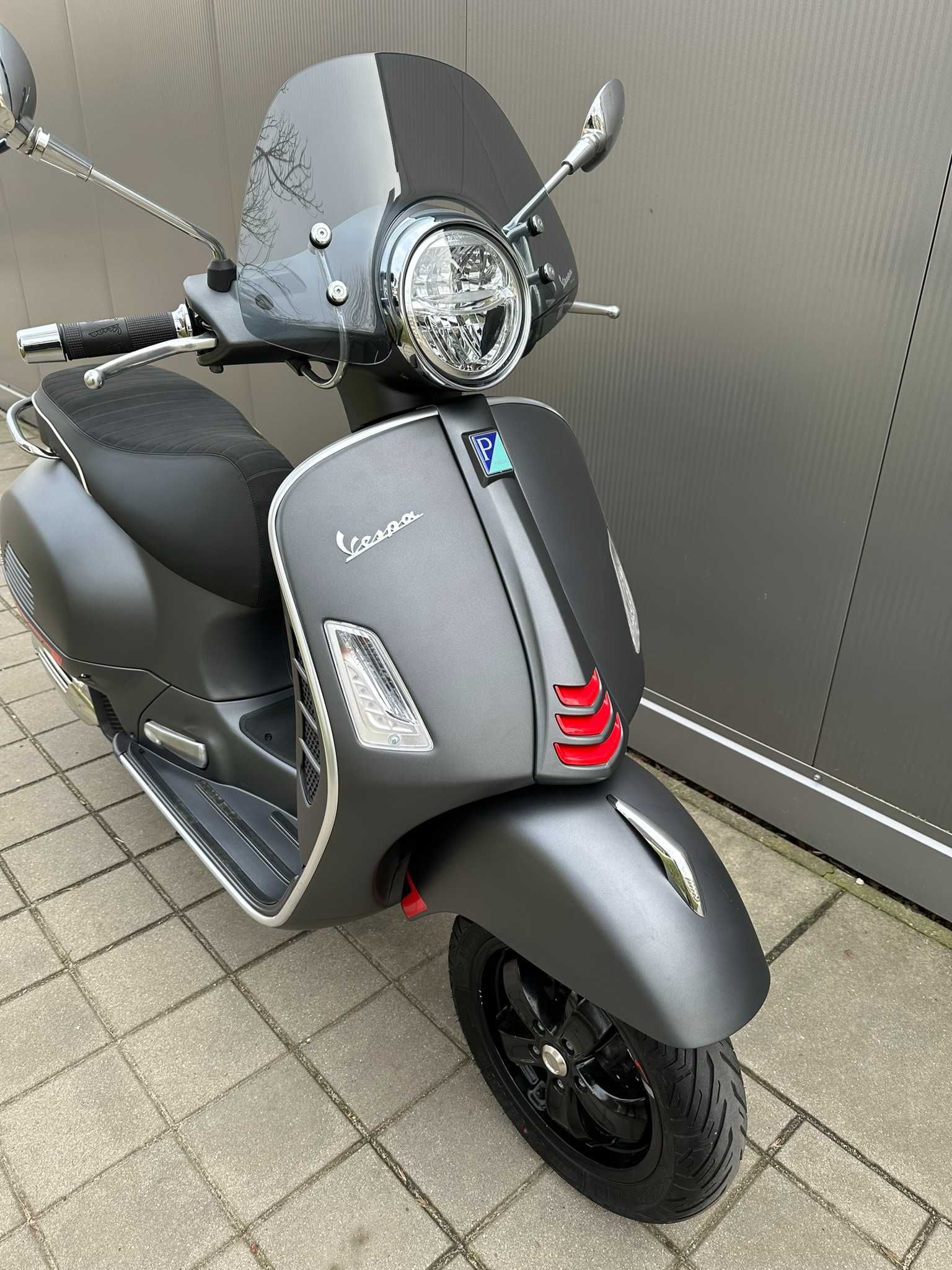 Vespa GTS 125 Super Sport 2021