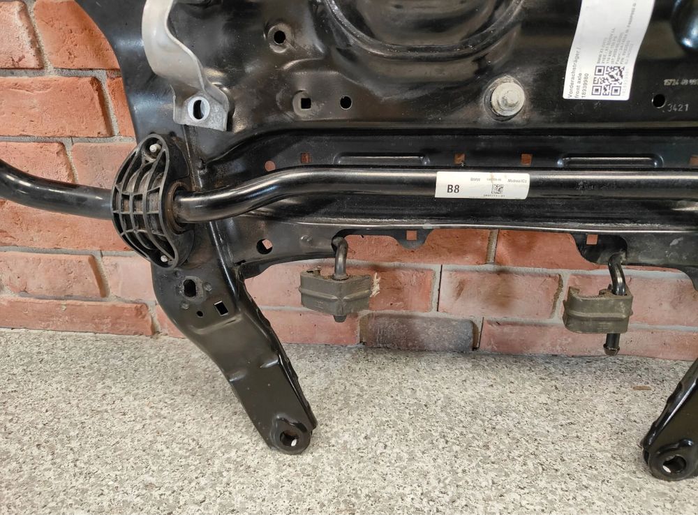 Підрамник BMW X1 U11 X2 U10 2 U06 подрамник БМВ балка 8836336