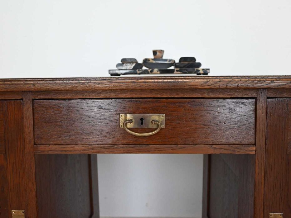 śliczne zgrabne biurko secesyjne 102803