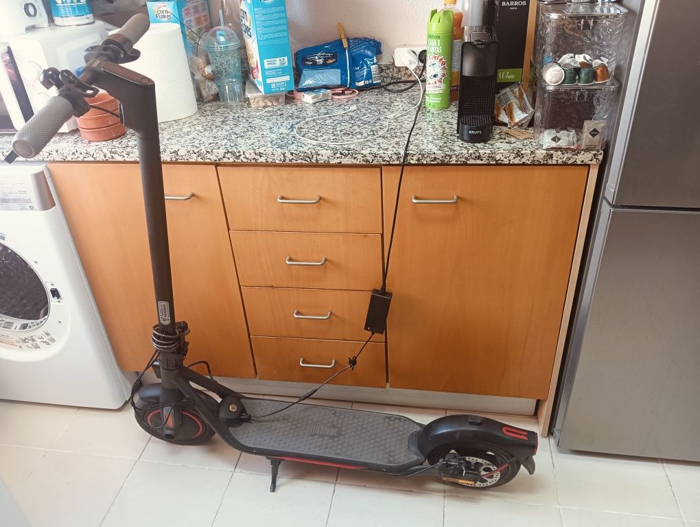 Trotinete elétrica ninebot segwaiF20