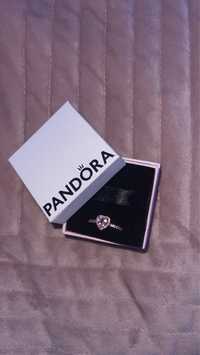 pierścionek z Pandora