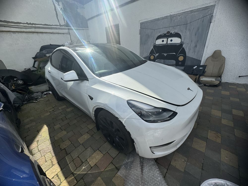 Tesla model Y MY PERFORMANCE Темла модел вау му перформанс