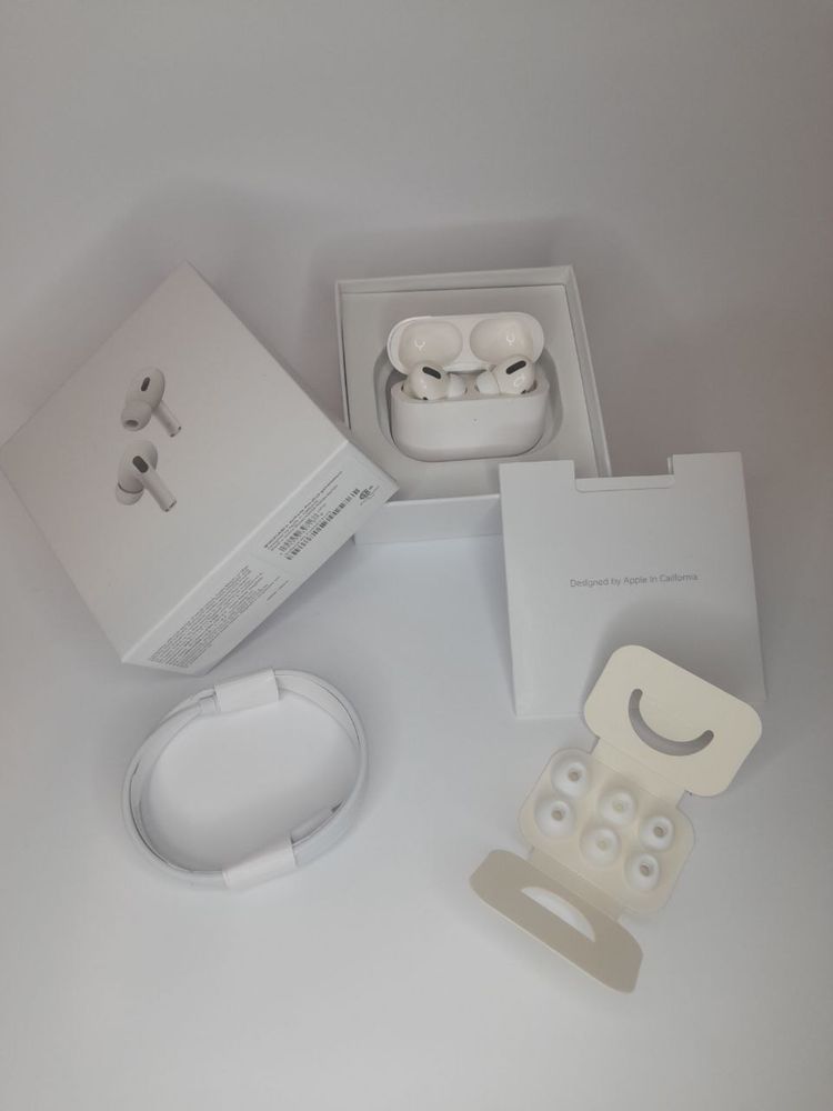 Airpods pro 2.