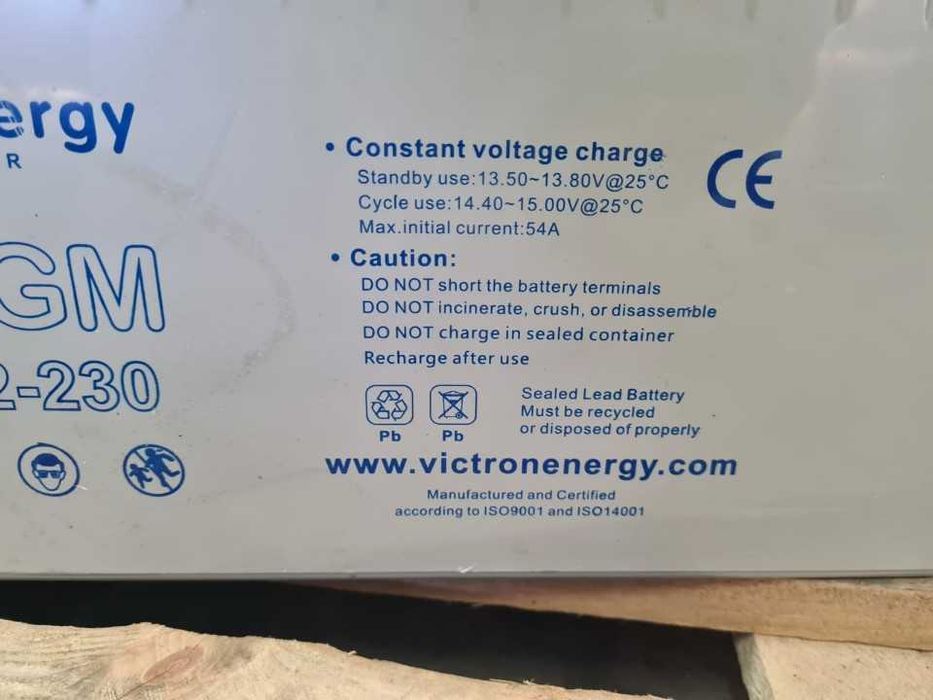 Akumulator - magazyn energii Victron Energy 12V 230Ah AGM