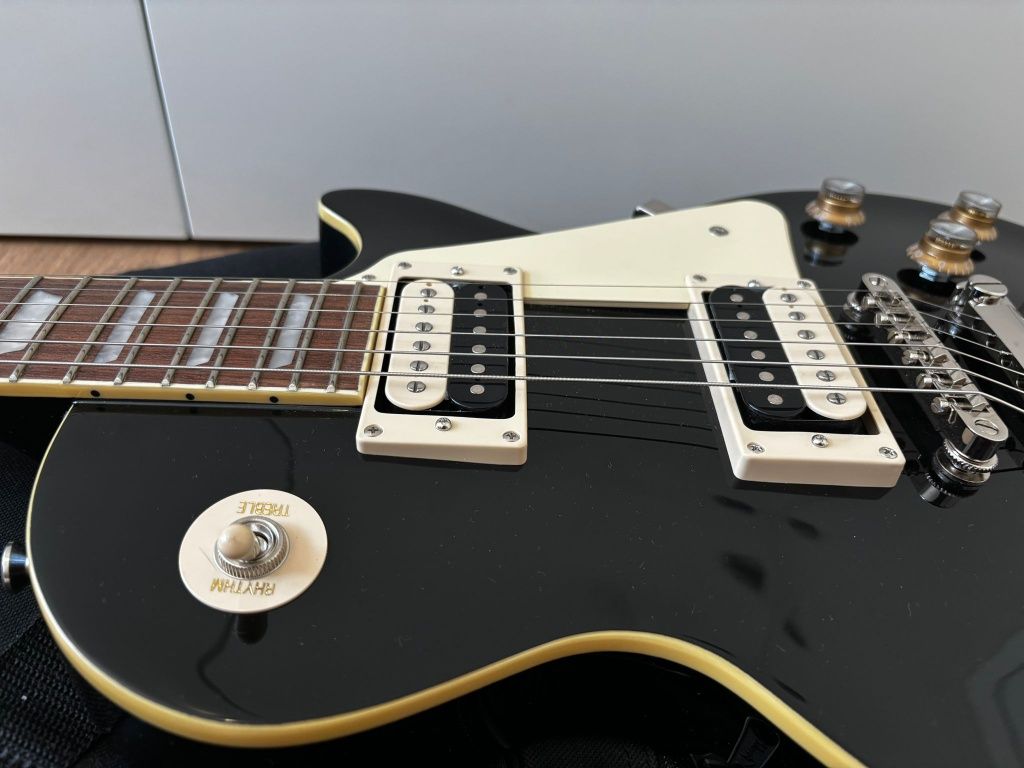 Guitarra Les Paul Classic Ebony