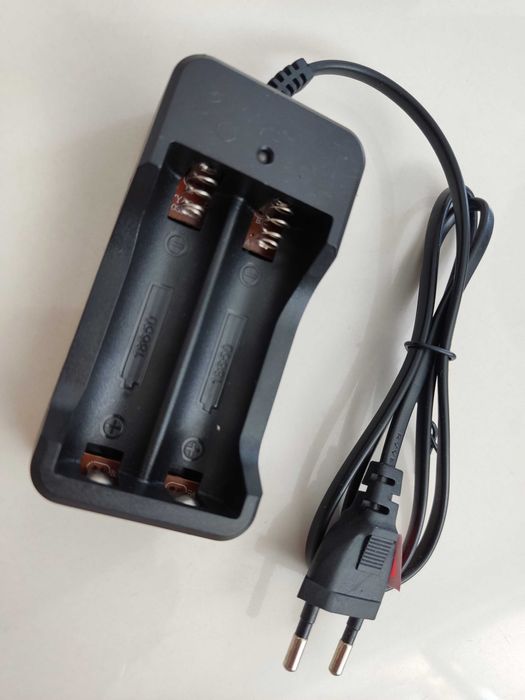 Ładowarka Ogniw 18650 Baterii Akumulatorów Li Ion 3,7v 4,2v + SAMSUNG