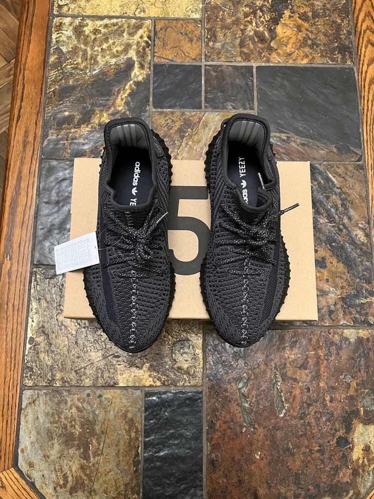 Adidas Yeezy Boost 350 V2 «Black Non-Reflective»