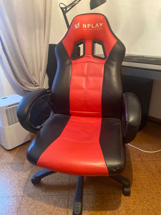 Cadeira de escritório/gaming – confortável e ajustável