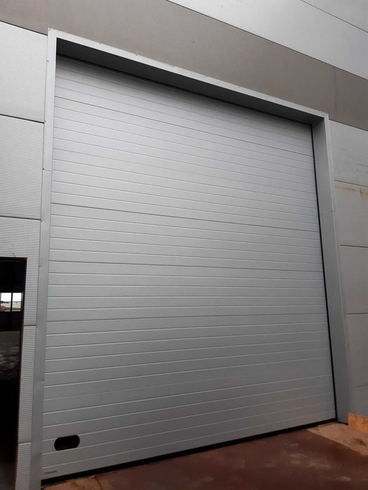 Brama przemysłowa segmentowa Krispol