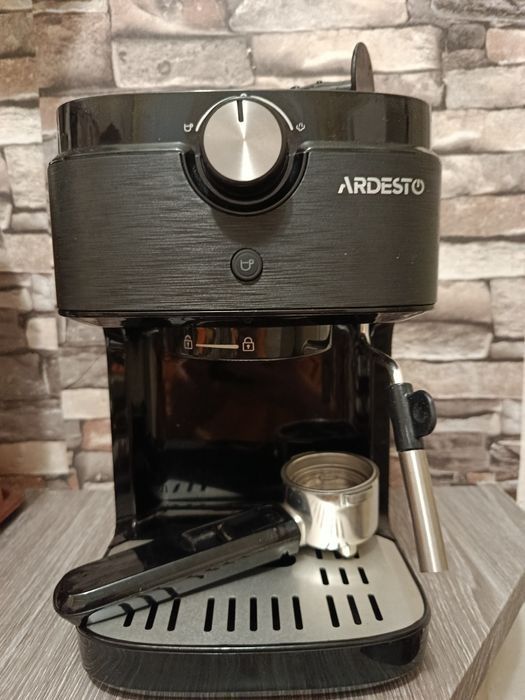 Кавоварка ardesto E10B неробоча
