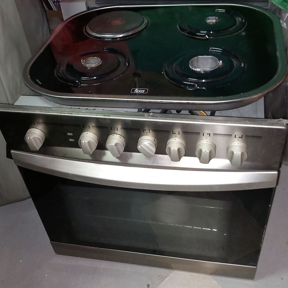 Fogão com placa de 3 bicos a gás com forno
