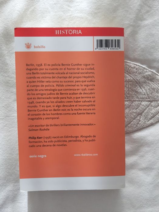 Livro Espanhol  " Pálido Criminal " de Philip Kerr