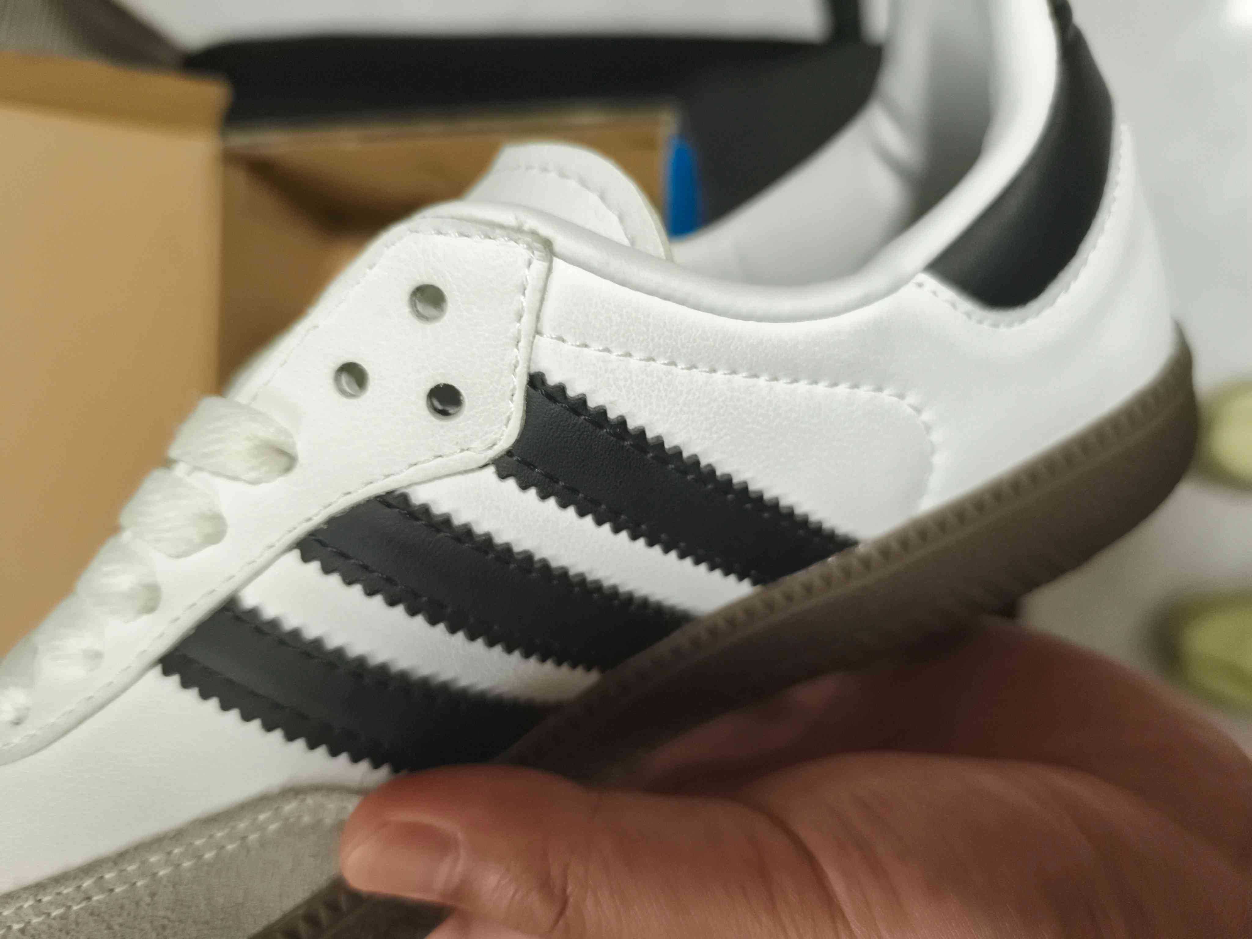 Adidasy damskie, białe, rozmiar 38