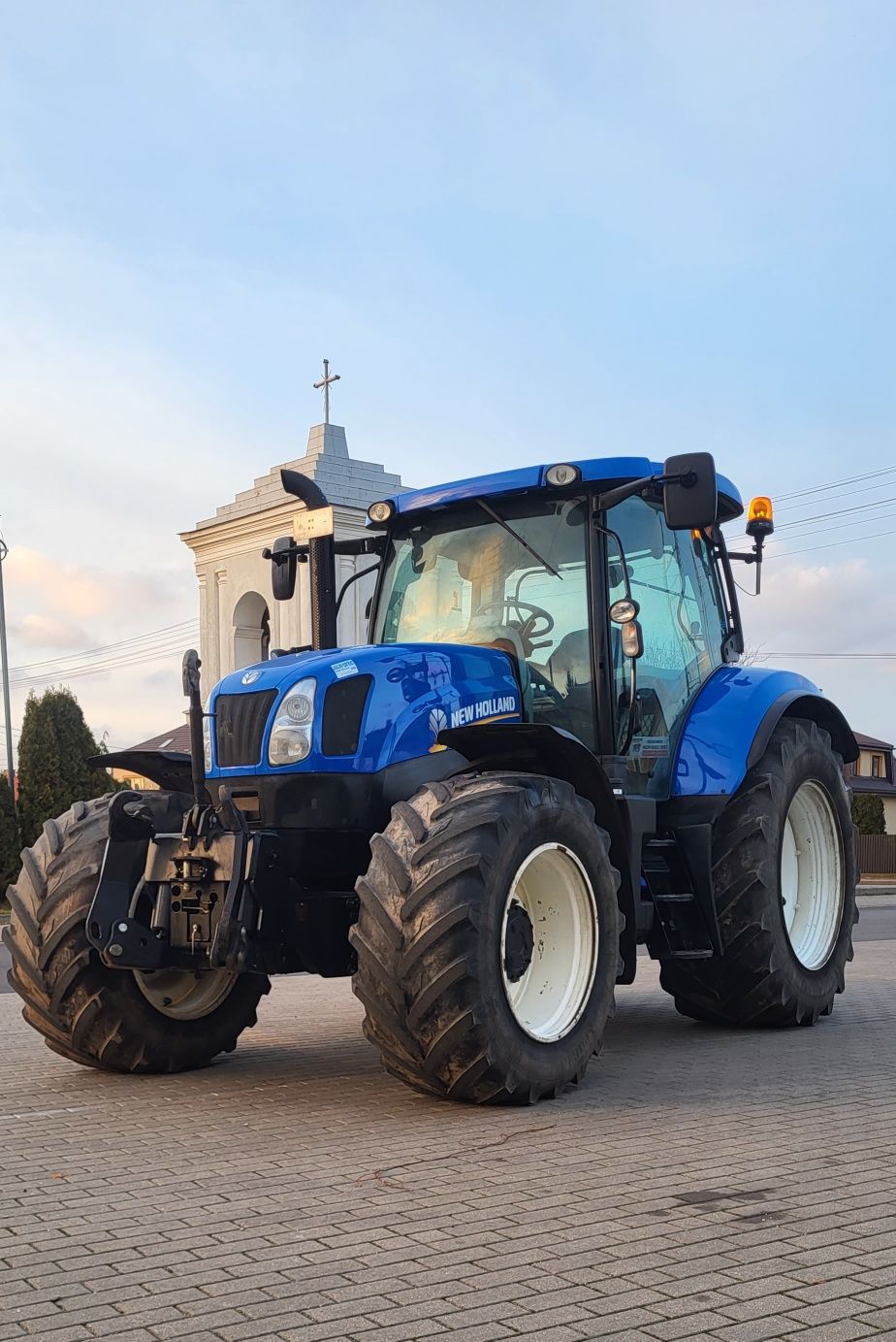 New Holland t6.155EC 2015r 6980h piękny stan,  możliwość nowych opon