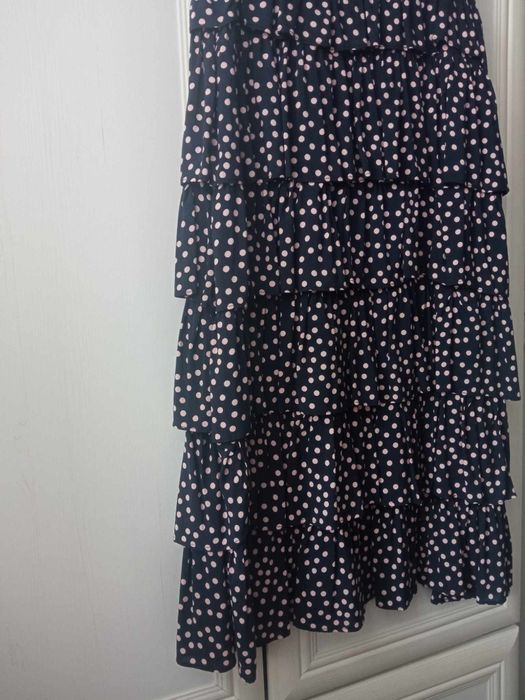 Piękna sukienka z falbankami Reserved rozmiar S