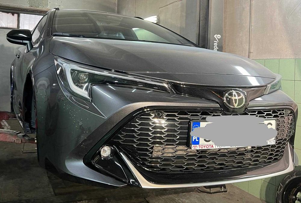 Konserwacja bezbarwna nowych aut osobowych i dostawczych, kamperów.