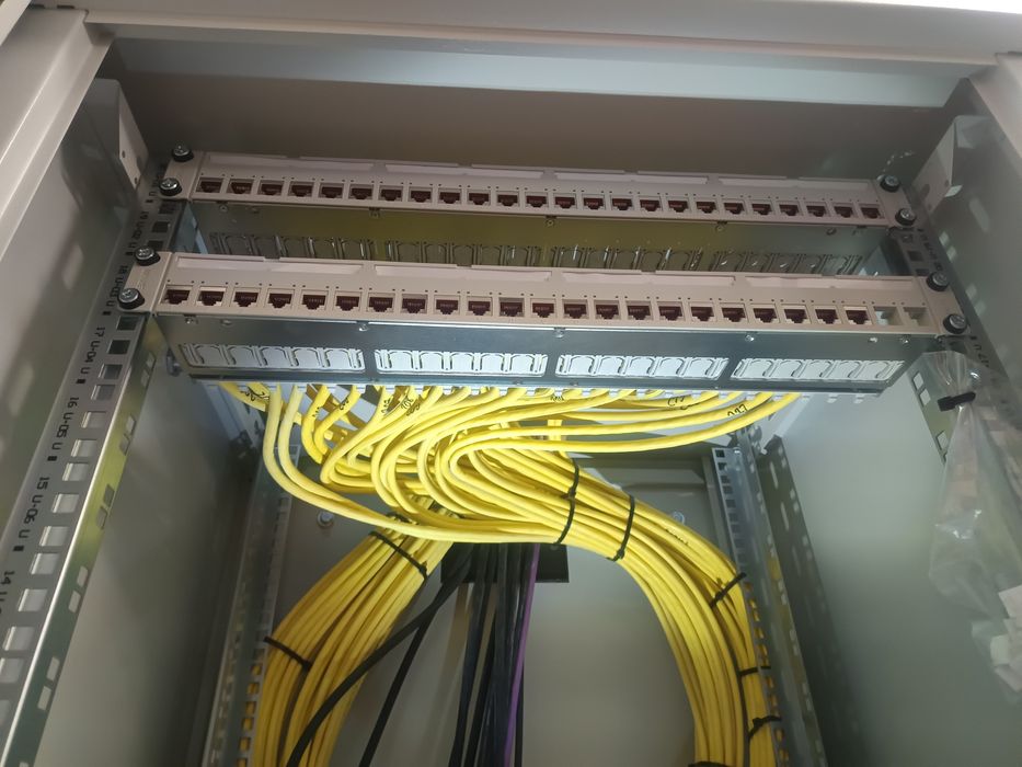 Kompleksowy montaż instalacji elektrycznych