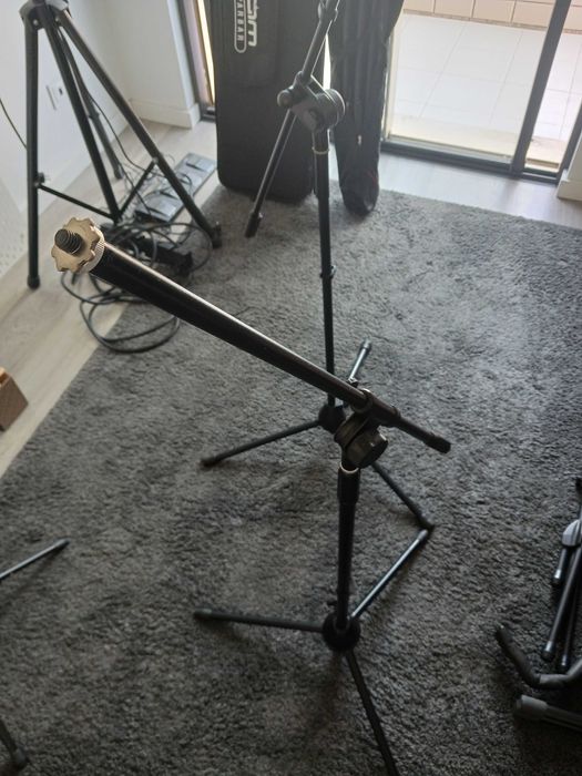 Suporte para microfones de palco stagg preto