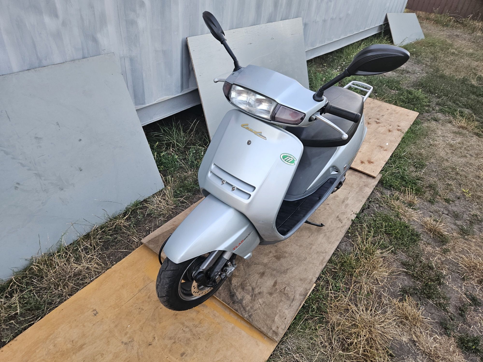Продажа Honda Lead 20 без пробігу по Україні Lead48 з Японії мопед 2Т