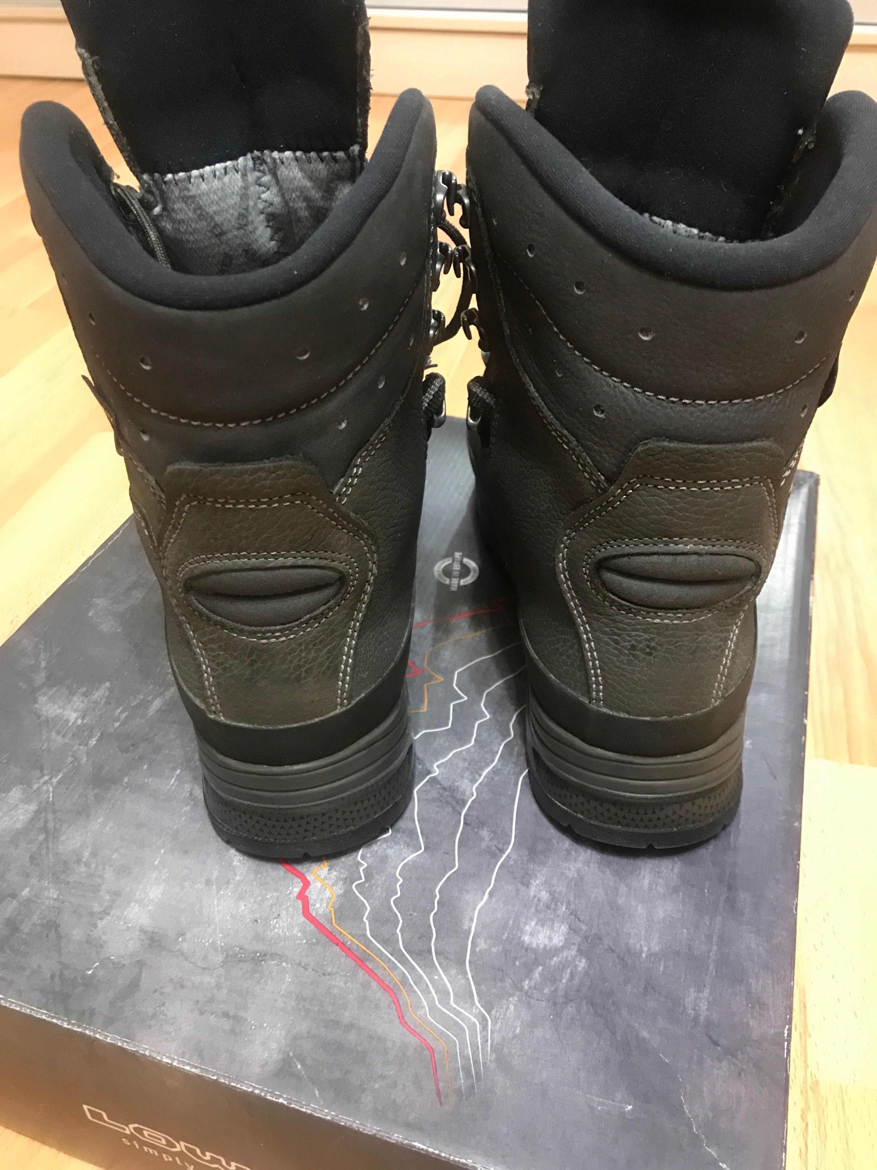 Зимние мужские ботинки "Lowa Tibet Superwarm GTX" 41