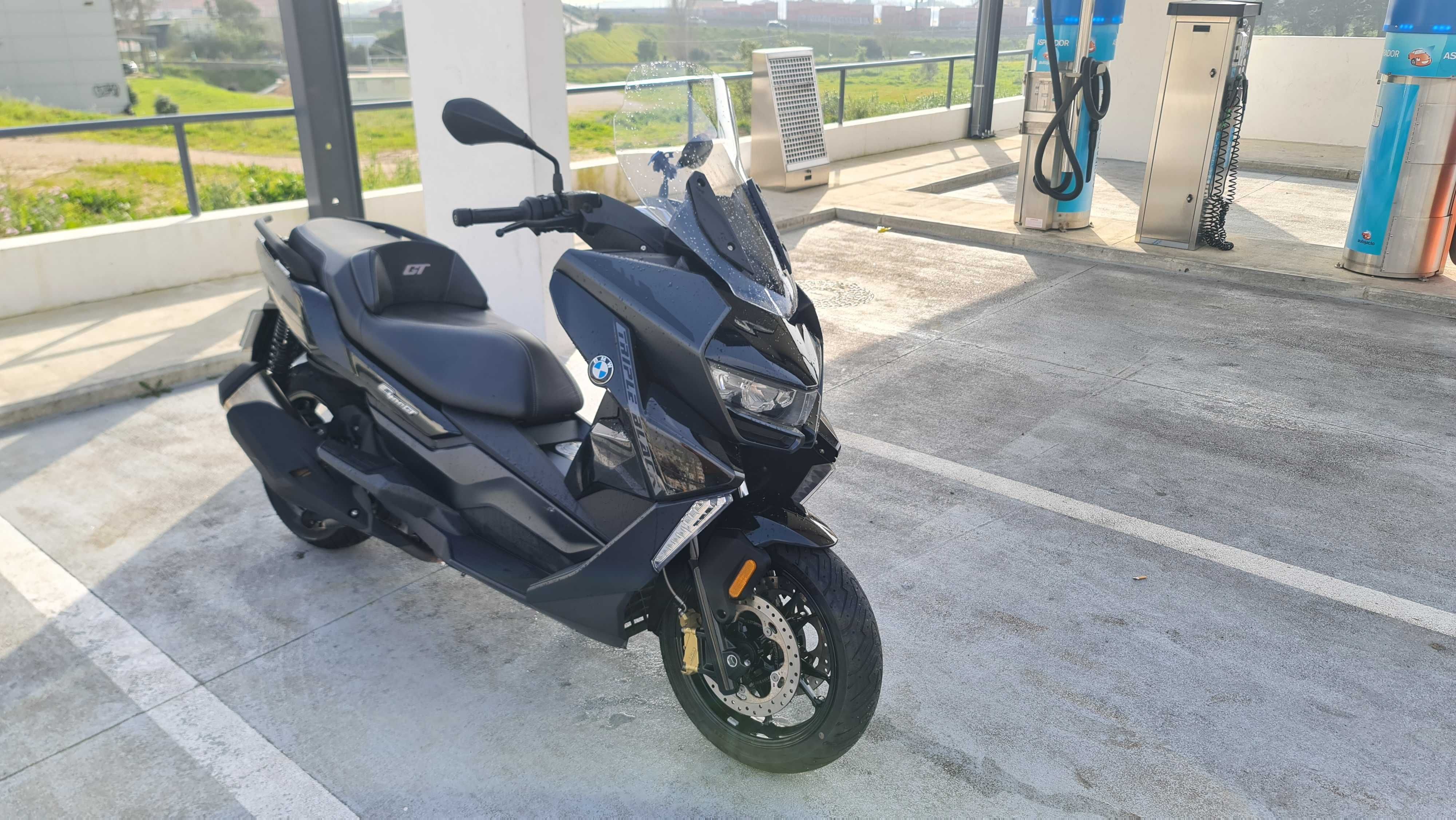 BMW C400GT Triple Black 2022