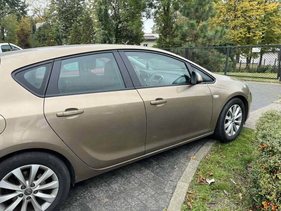 Opel Astra J 1.7 Diesel 2013r