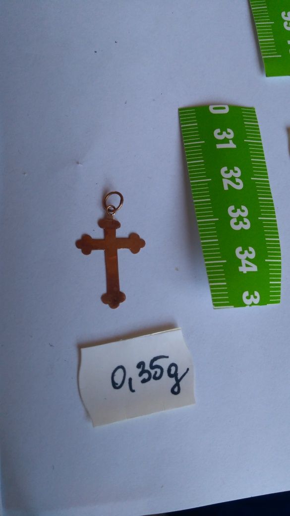 Krzyż złoty w cenie 350 zł